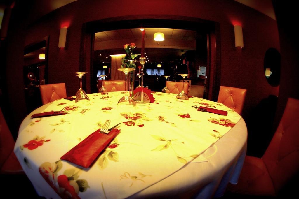 Hotel I Restauracja Złoty Las 외부 사진
