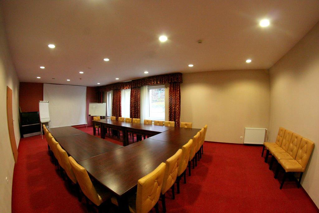 Hotel I Restauracja Złoty Las 외부 사진