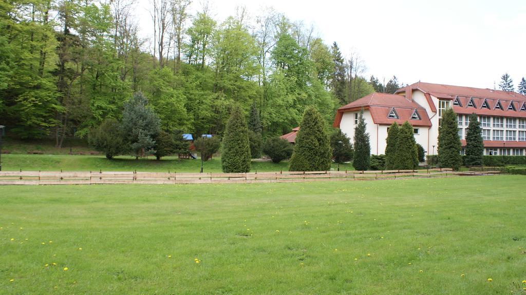 Hotel I Restauracja Złoty Las 외부 사진