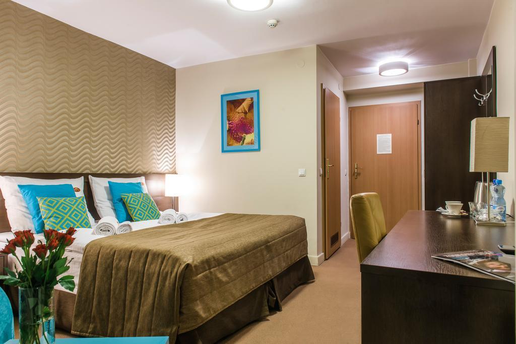 Hotel I Restauracja Złoty Las 외부 사진