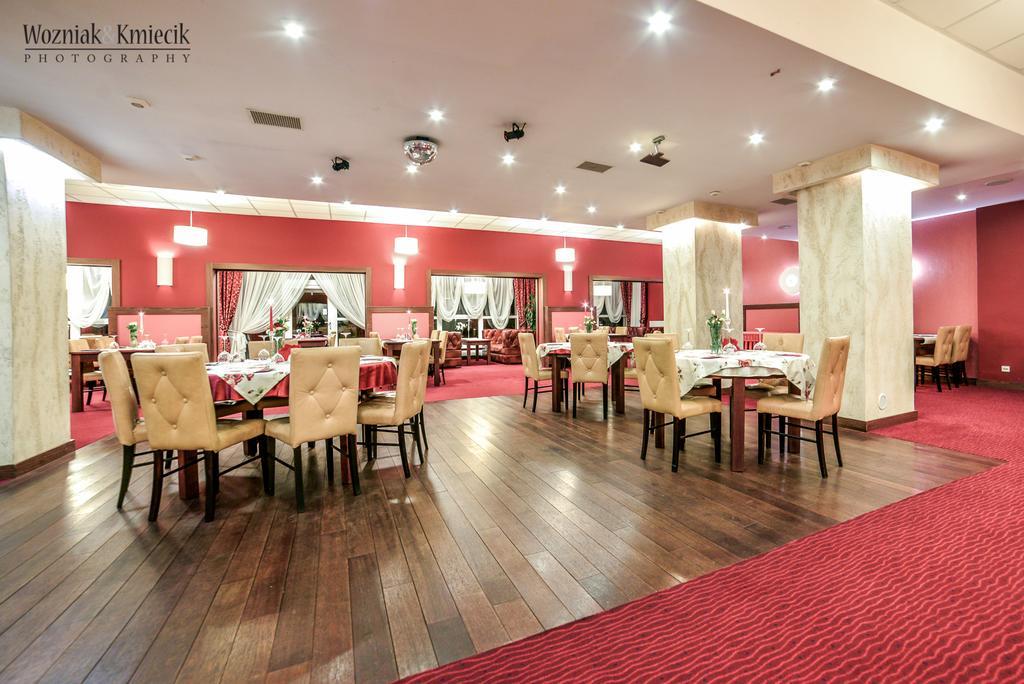Hotel I Restauracja Złoty Las 외부 사진