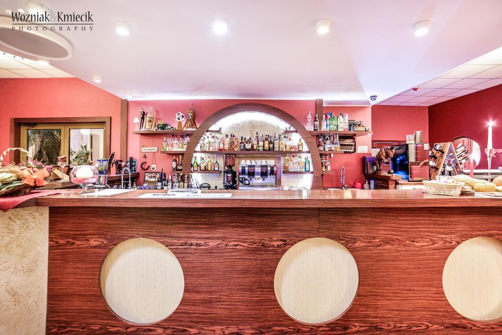 Hotel I Restauracja Złoty Las 외부 사진