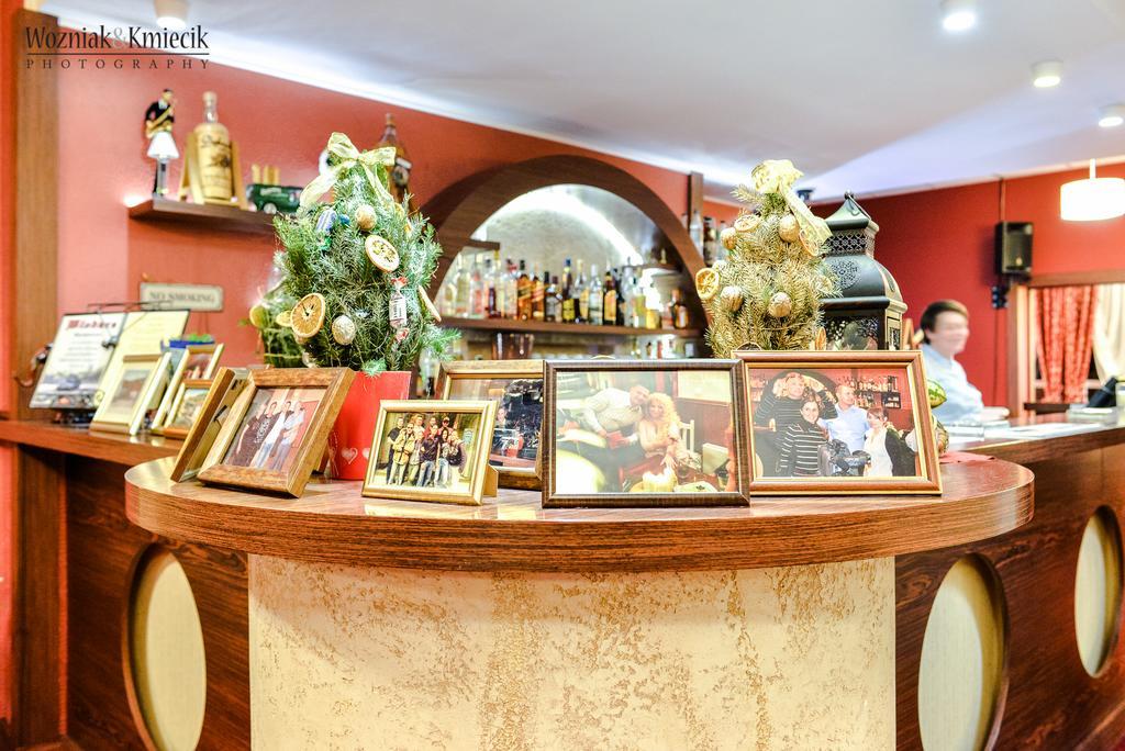Hotel I Restauracja Złoty Las 외부 사진