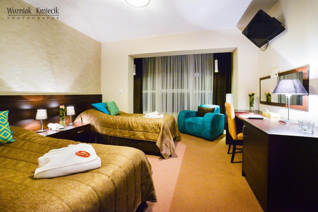Hotel I Restauracja Złoty Las 외부 사진