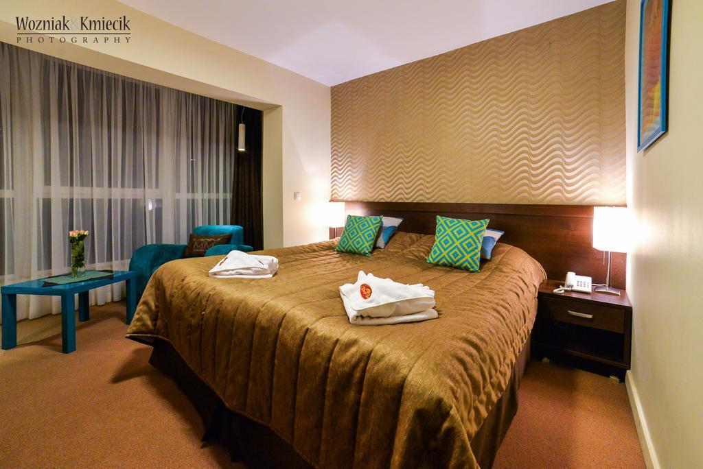 Hotel I Restauracja Złoty Las 외부 사진